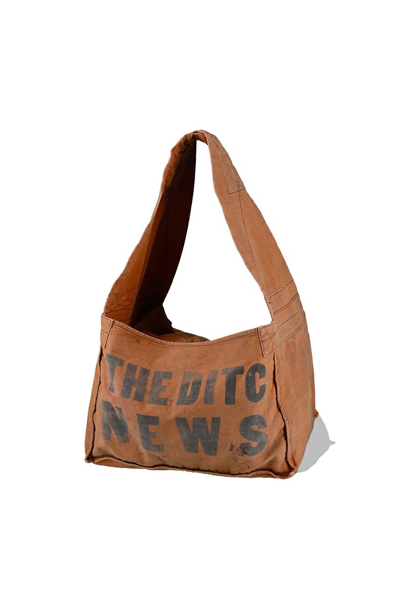BOWWOW 25AW THE DITC NEWSPAPER BAG AGED